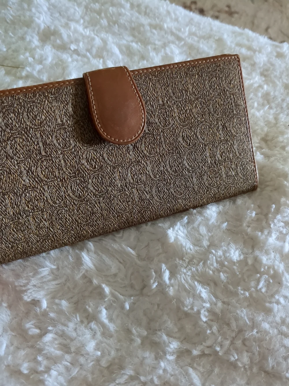 Gucci Tan/Brown Monogram Continental Wallet with Leather Tab